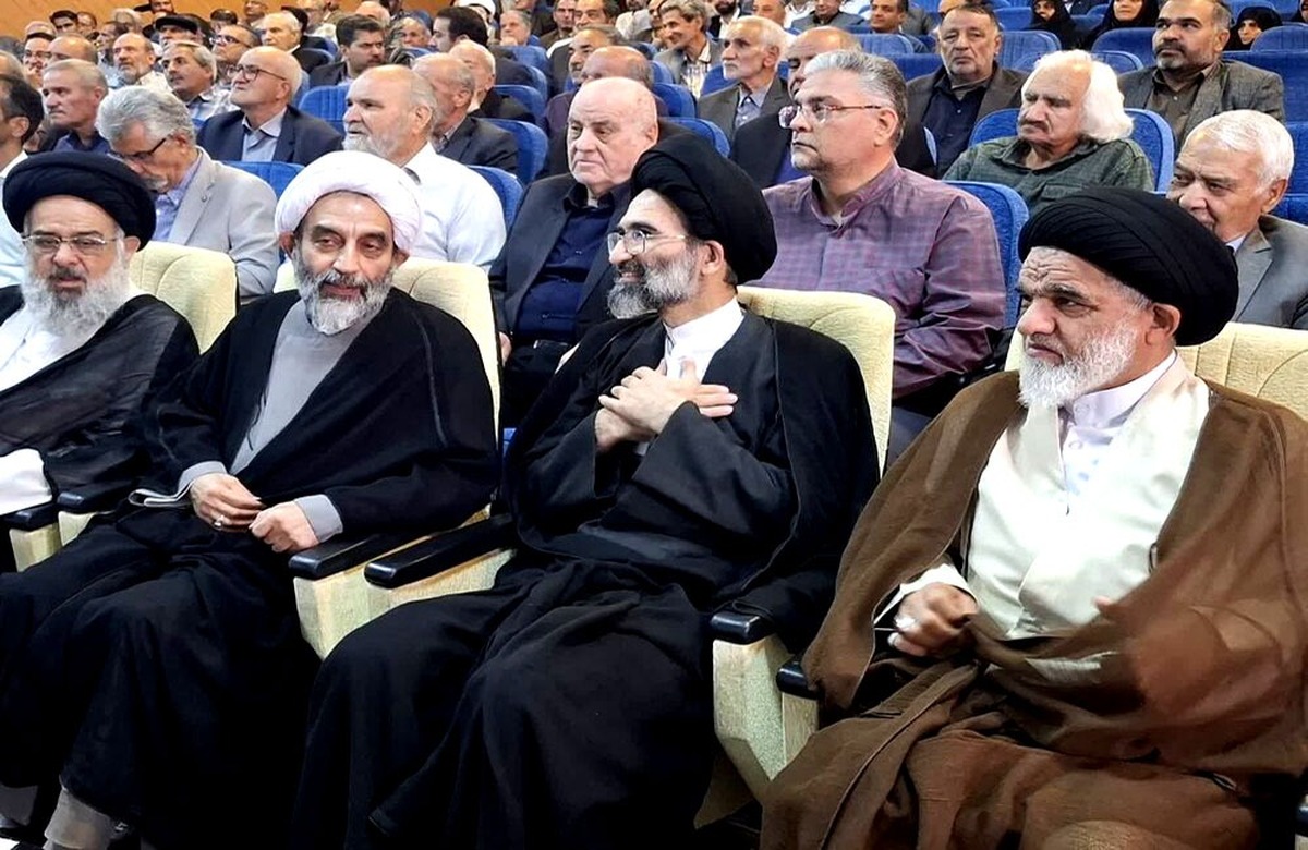 ائمه جمعه مخاطب اصلی دستورات پنجگانه رهبری هستند