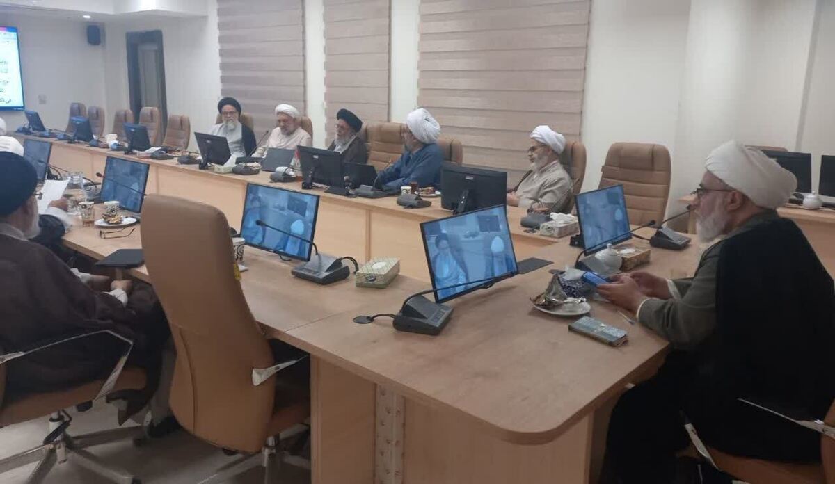 بررسی فقهی نظریه انحصار پول در دینار و درهم در شورای فقهی مرکز تحقیقات اسلامی