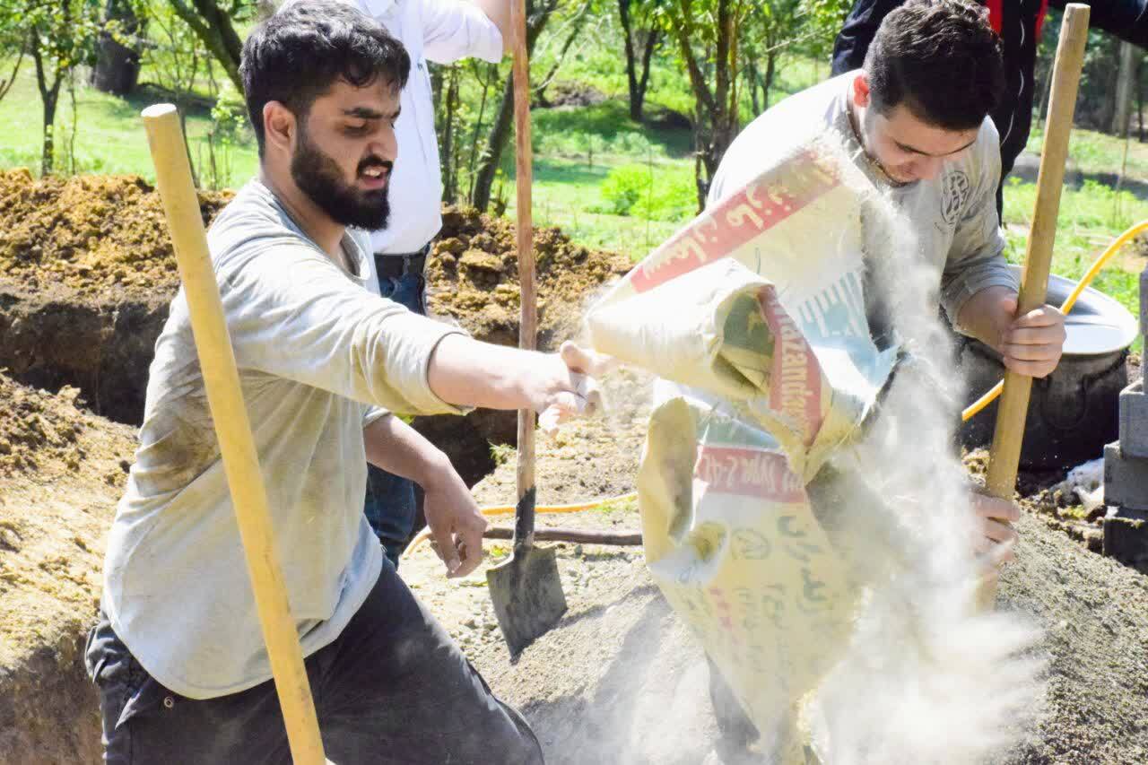 ساخت منزل برای خانواده محروم توسط گروه جهادی نسل ظهور