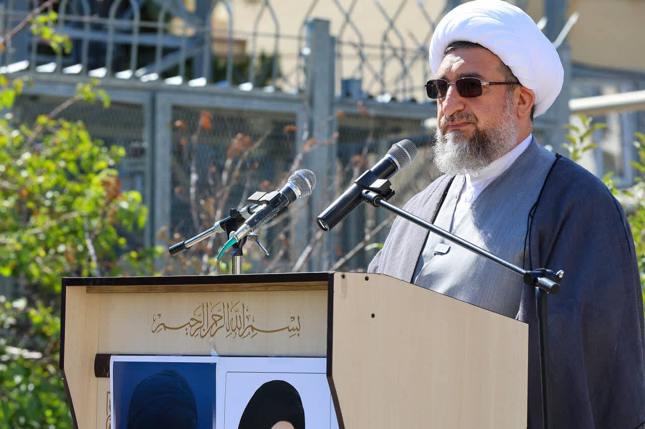 وحدت، غنیسازی و نه به مذاکره با آمریکا+ تصاویر وحدت، غنیسازی و نه به مذاکره با آمریکا+ تصاویر