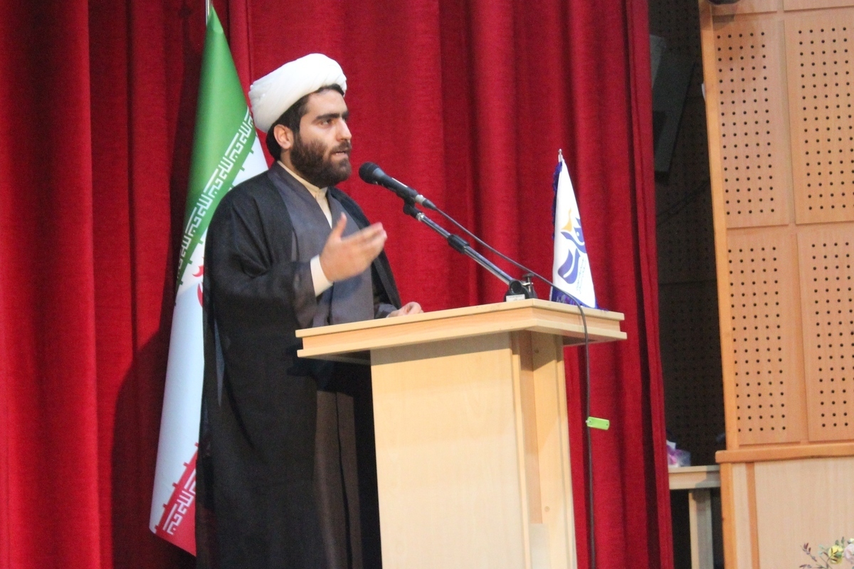محوریت وحدت و خوداتکایی، پایههای پیشرفت و استقلال کشور است