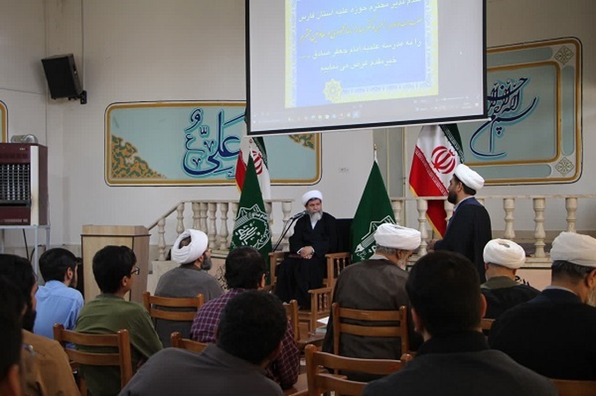 گزارشی از سفر مدیر حوزه علمیه فارس به آباده