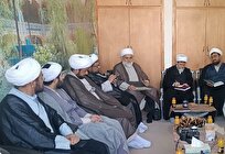 اساتید حوزه طلایه داران علم و معنویت هستند