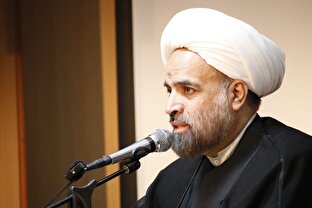 ضرورت حضور فعال طلاب خواهر بسیجی در عرصه‌های سه‌گانه/تضمین شکست دشمنان با صبر و سکینه و هدایت معنوی طلاب