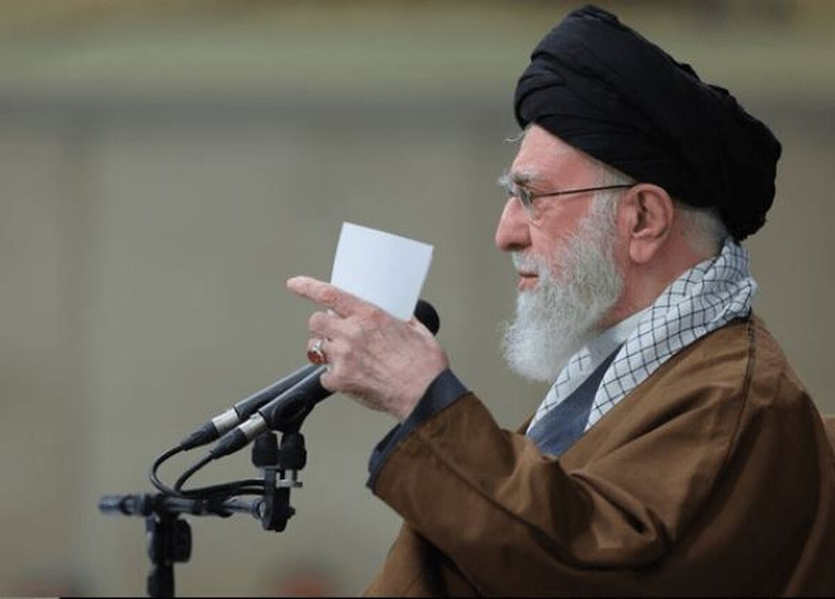 دست ترامپ در برابر آیت الله خامنهای رو است