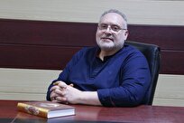 سروده افشین علا برای آقا؛ ما با توایم، با تو به رغم نهیب غرب