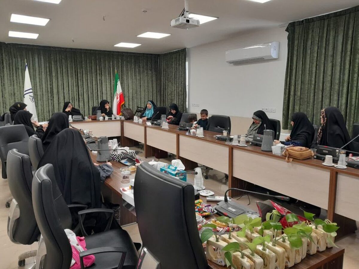 نشست علمی «جهان مادری» در دانشگاه باقرالعلوم برگزار شد