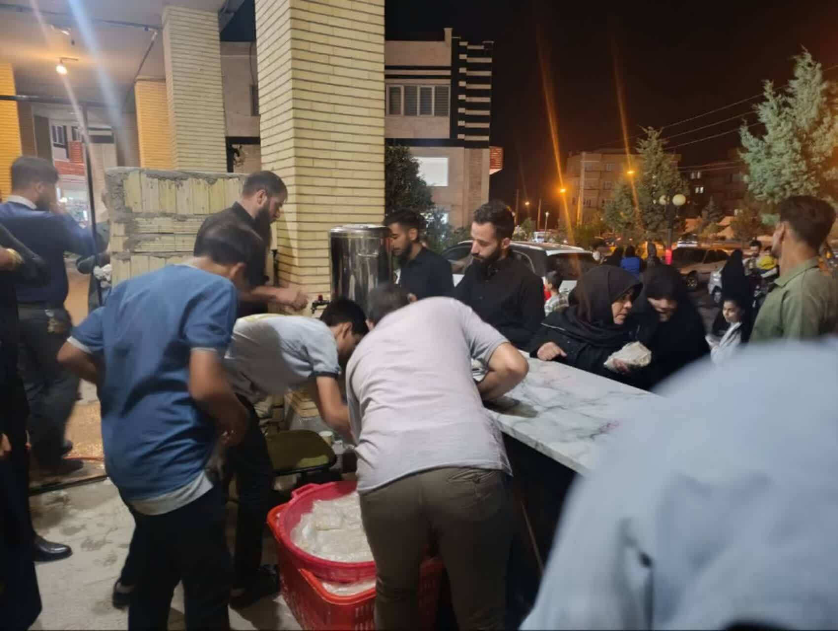 مسجد باید خانه دوم جوانان و سنگر خدمت‌رسانی به مردم باشد