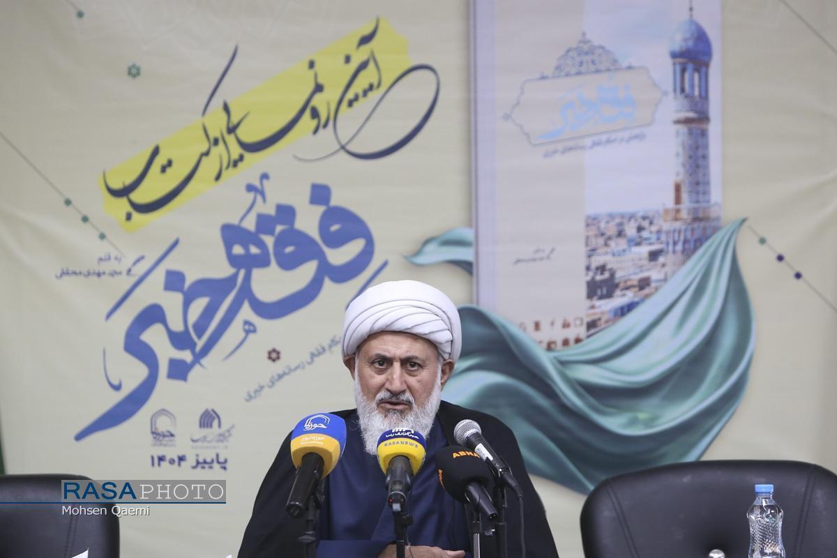 جنگ اصلی امروز، جنگ رسانهای است / رسانه میتواند سرزمین افکار ملتها را تسخیر کند