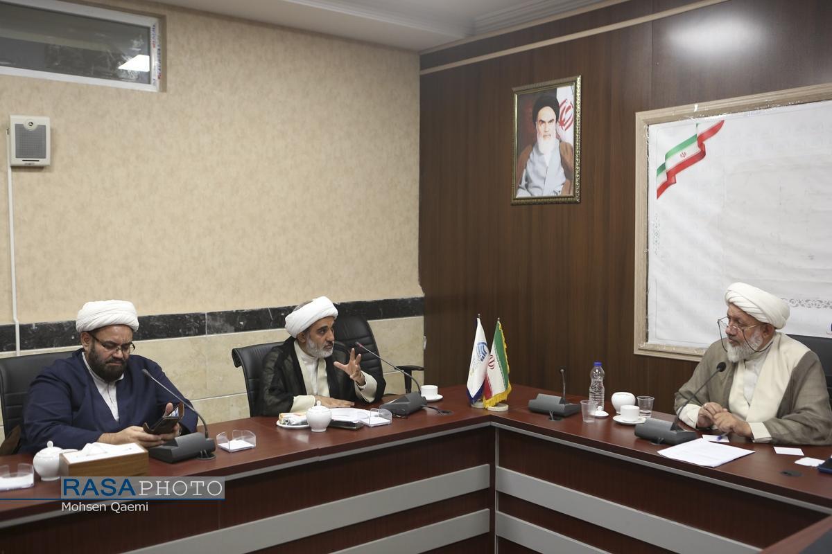 حوزه باید زبان هنر را بیاموزد تا بتواند در رسانه اثرگذار باشد حوزه باید زبان هنر را بیاموزد تا بتواند در رسانه اثرگذار باشد