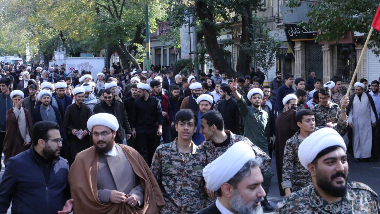 در حال بروز رسانی آماده‌ایم پاسخ دندان‌شکن به هر تهدید استکباری بدهیم+ عکس