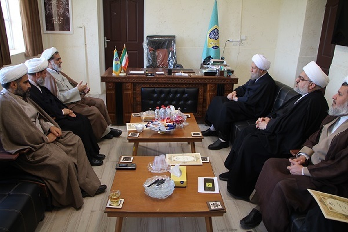 تأکید بر هم‌افزایی نهادهای حوزوی برای تقویت ارتباط حوزه با ارکان نظام