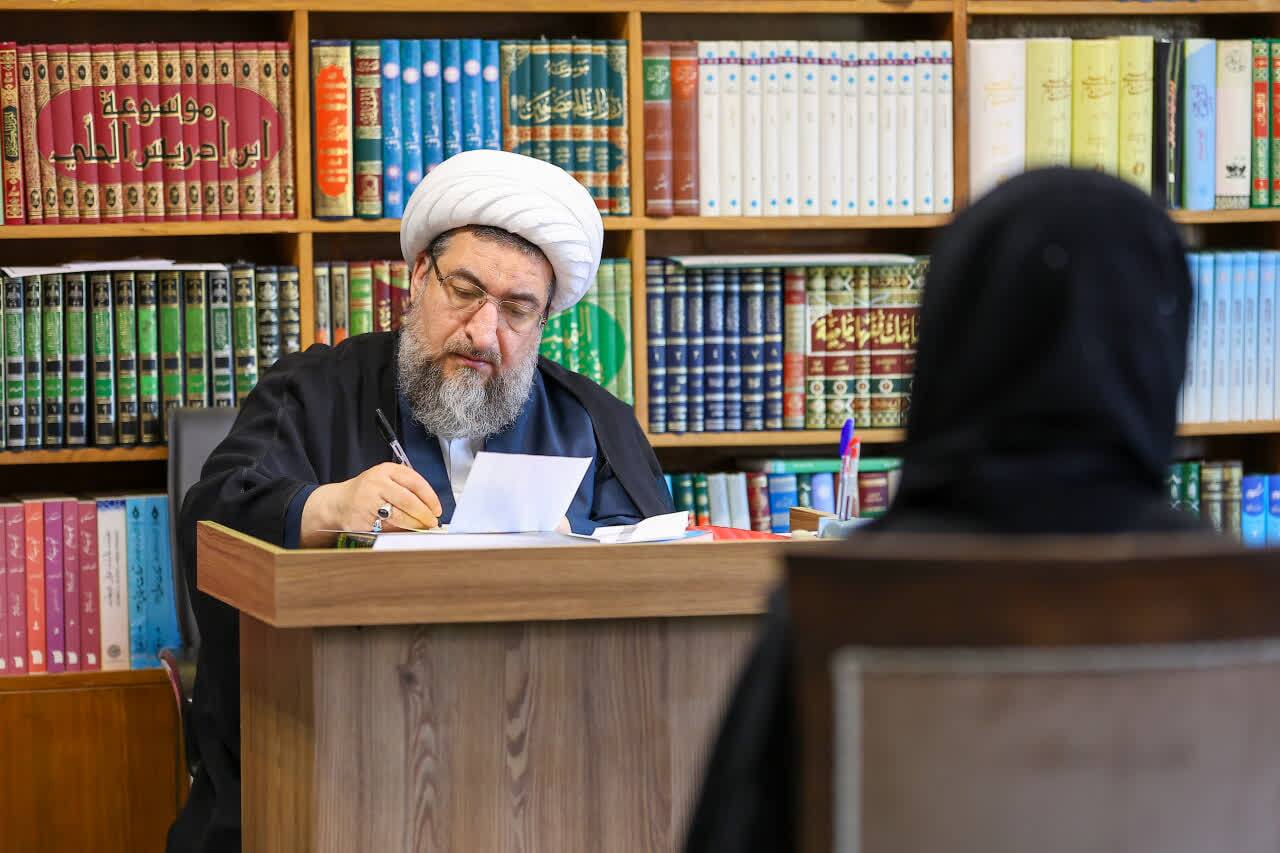 دیدار چهره به چهره اقشار مختلف مردم با امام جمعه تبریز+ تصاویر دیدار چهره به چهره اقشار مختلف مردم با امام جمعه تبریز+ تصاویر