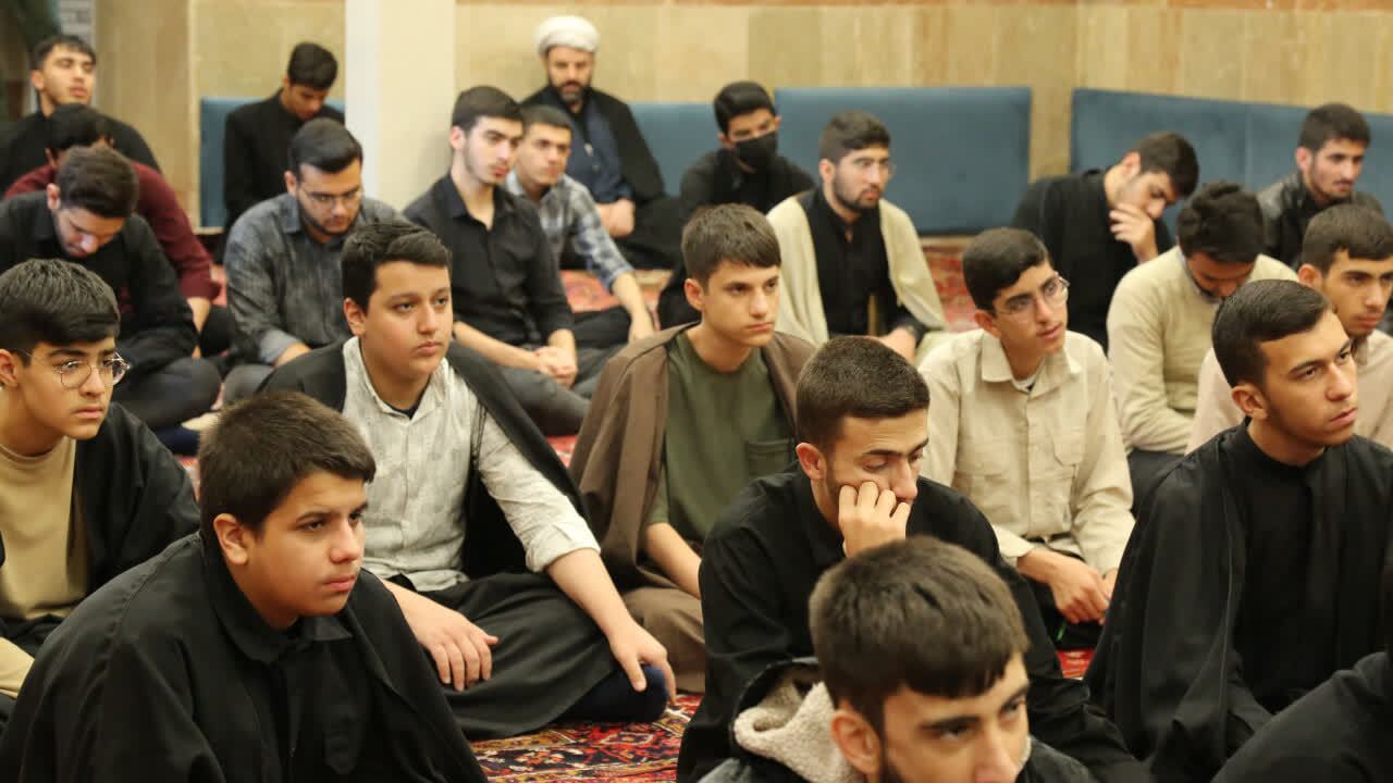 برگزاری آیین باشکوه ایام فاطمیه در حوزه علمیه امیرالمؤمنین+ تصاویر برگزاری آیین باشکوه ایام فاطمیه در حوزه علمیه امیرالمؤمنین+ تصاویر