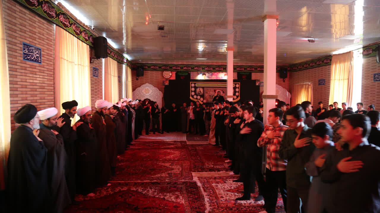 برگزاری آیین باشکوه ایام فاطمیه در حوزه علمیه امیرالمؤمنین+ تصاویر برگزاری آیین باشکوه ایام فاطمیه در حوزه علمیه امیرالمؤمنین+ تصاویر