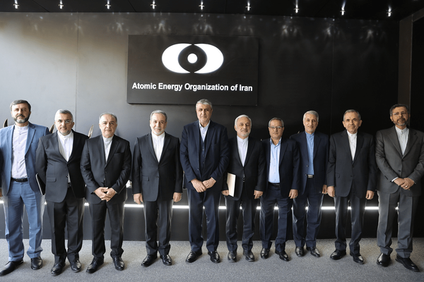 برای صنعت هسته‌ای جنگیده‌ایم و از آن نمی‌گذریم