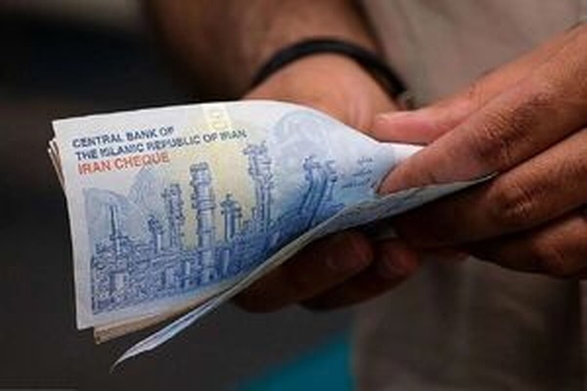 مبلغ عیدی ۱۴۰۵ چگونه محاسبه و کی واریز می‌شود؟