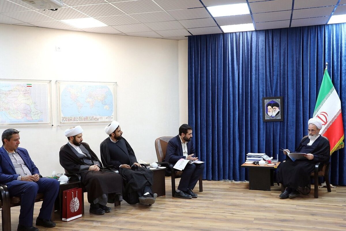 دیدار رئیس مرکز ملی فضای مجازی با آیت‌الله اعرافی