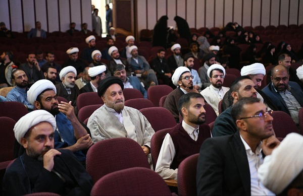 تأکید بر نقش جهادی روحانیت در تربیت نسل آینده در اولین گردهمایی طلاب معلم فارس تأکید بر نقش جهادی روحانیت در تربیت نسل آینده در اولین گردهمایی طلاب معلم فارس