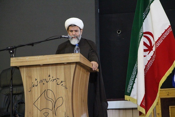 تأکید بر نقش جهادی روحانیت در تربیت نسل آینده در اولین گردهمایی طلاب معلم فارس تأکید بر نقش جهادی روحانیت در تربیت نسل آینده در اولین گردهمایی طلاب معلم فارس
