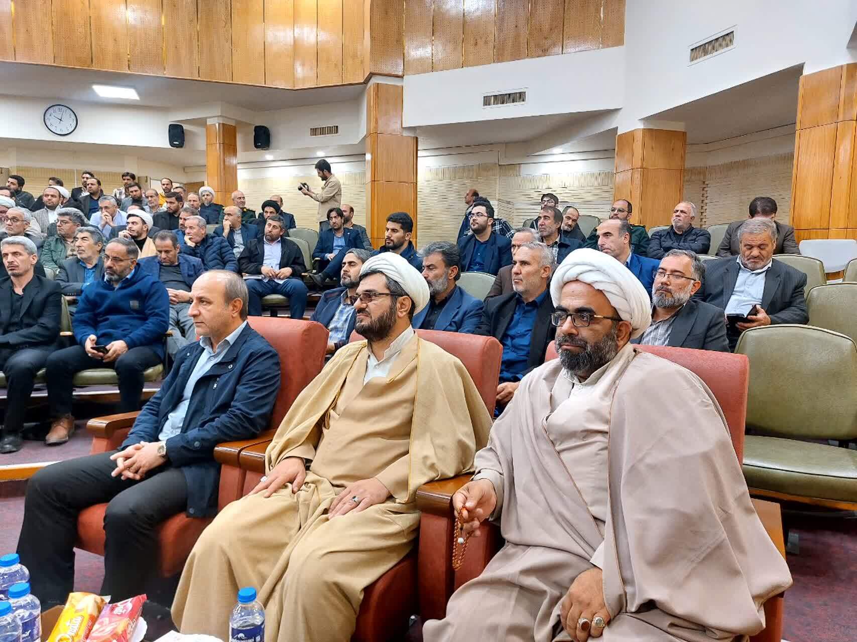 تبیین تحولات منطقه و تجلیل از هادیان سیاسی نمونه در همایش ناحیه امامت تبریز