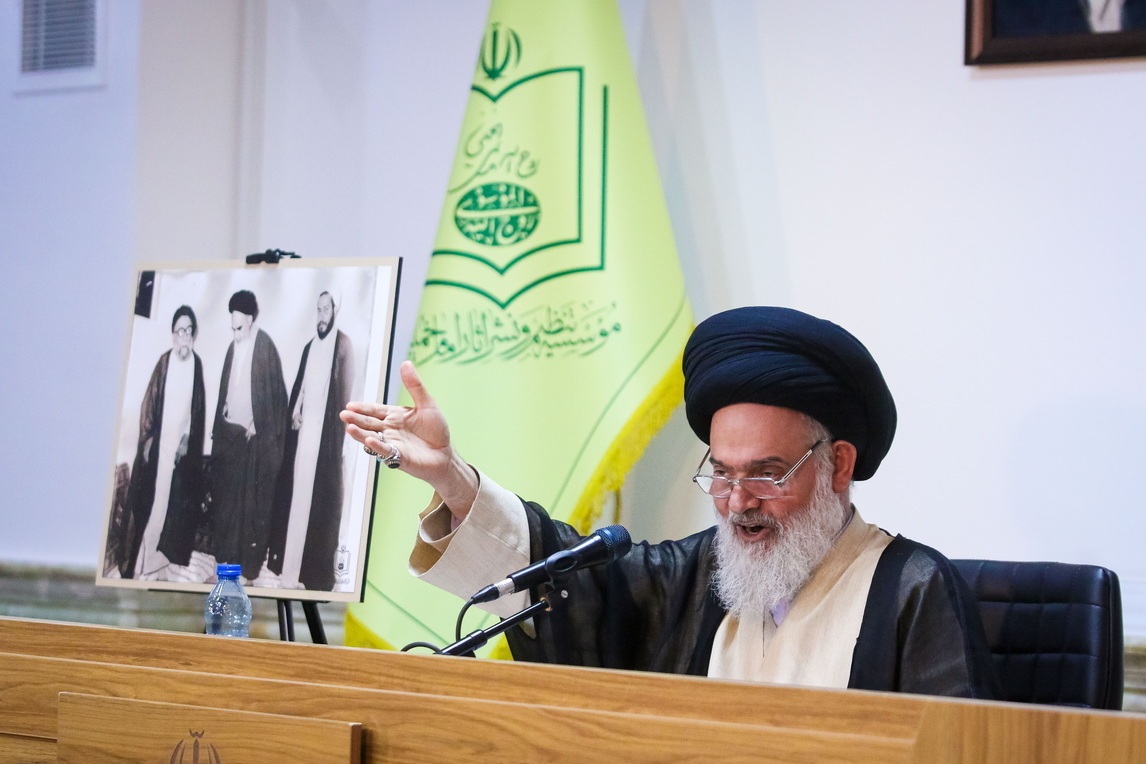 آیتالله مقتدایی نمونه برجسته خدمت صادقانه به اسلام، انقلاب و مکتب اهلبیت است آیتالله مقتدایی نمونه برجسته خدمت صادقانه به اسلام، انقلاب و مکتب اهلبیت است