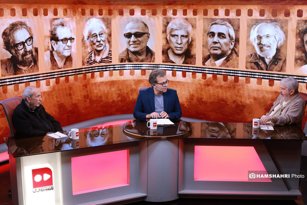 بررسی چالش‌ها و فرصت‌های تلویزیون‌های اینترنتی