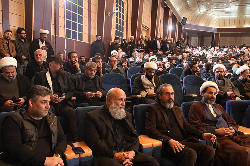 گزارشی از مراسم «محبوبه خدا» در مرکز فقهی ائمه اطهار