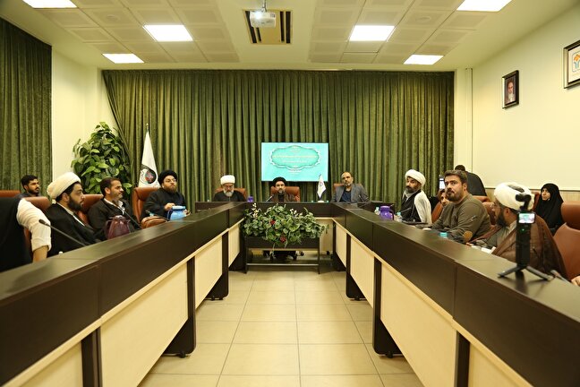 دفاع از رساله «دکترین امنیت ملی سایبری» در دانشگاه باقرالعلوم