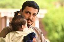 نگاهی به تصویر شهید زین‌الدین روی پرده سینما؛ لبخند آرام یک فرمانده