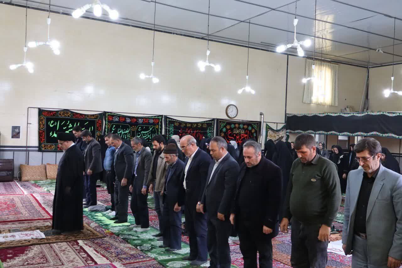 تأکید امام جمعه بناب بر تربیت نسل جوان با فرهنگ فاطمی در جلسه اولیا و مربیان+ تصاویر