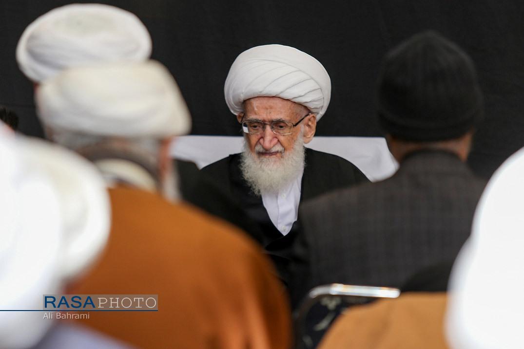 اقامه مراسم سوگواری بانوی دو عالم در بیوت مراجع اقامه مراسم سوگواری بانوی دو عالم در بیوت مراجع