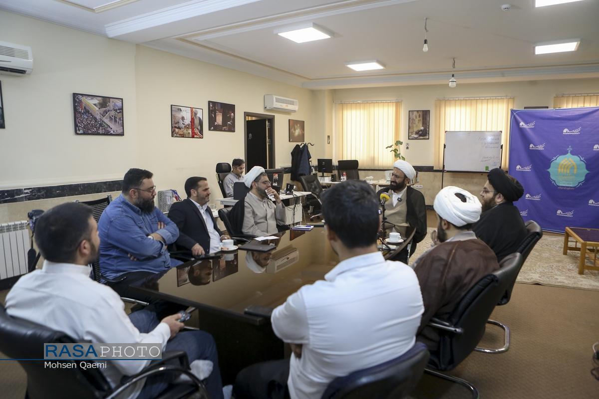 بازدید معاون امور طلاب و دانش آموختگان حوزه از خبرگزاری رسا بازدید معاون امور طلاب و دانش آموختگان حوزه از خبرگزاری رسا