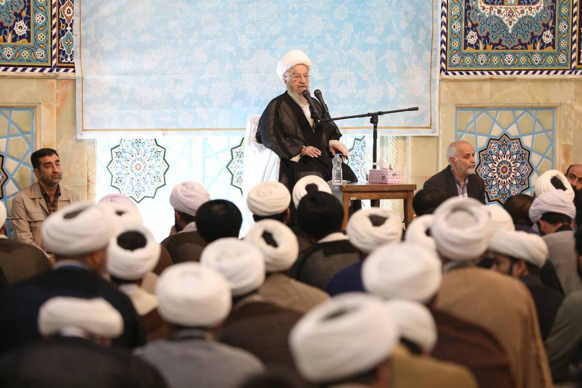 تجلیل مراجع عظام از جایگاه علمی، فقهی و سیاسی میرزای نائینی