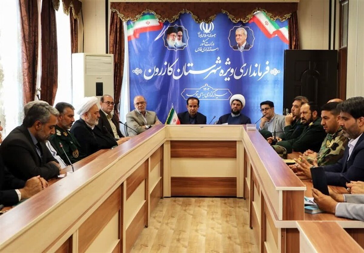 بنیاد شهید دستگاهی مقدس برای خدمت با نیت الهی است