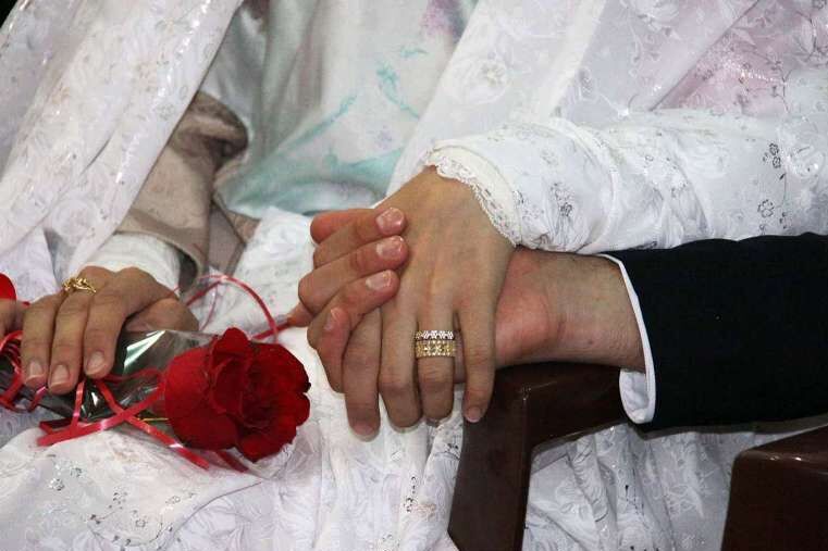 ازدواج؛ پایه استحکام و تعالی جامعه اسلامی ازدواج؛ پایه استحکام و تعالی جامعه اسلامی