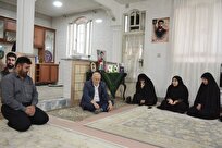 ملت ایران با وجود مشکلات اقتصادی، پای انقلاب و ولایت ایستاده‌اند

 