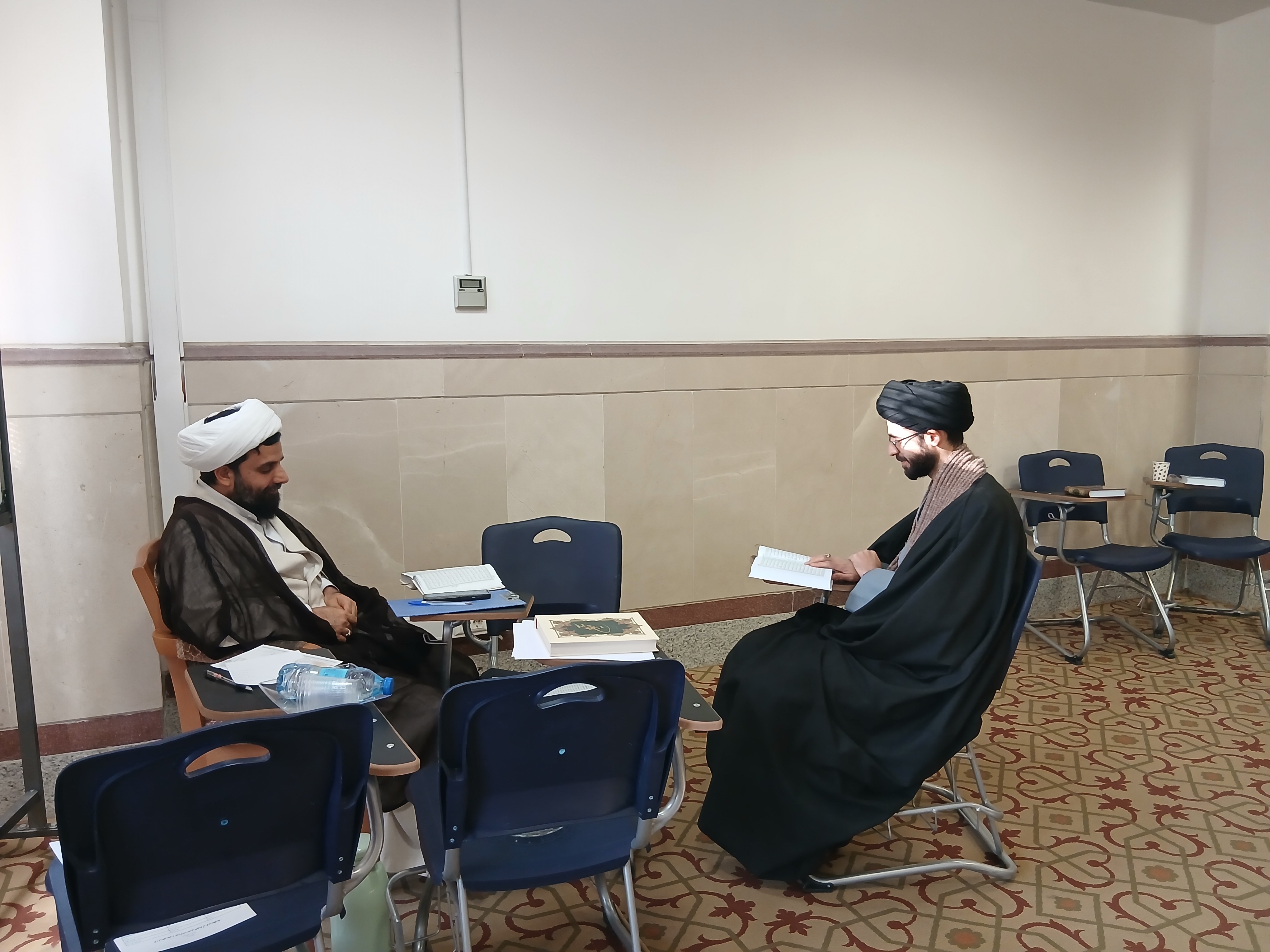 برگزاری نخستین مرحله ارزیابی داوطلبان دوره تربیت استاد تفسیر در قم