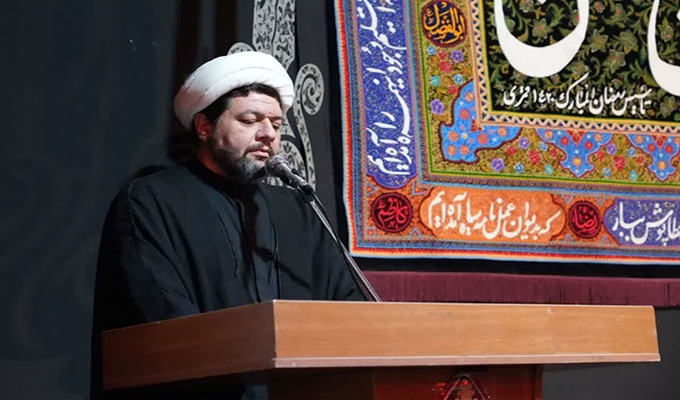 رونمایی از کُمیک موشن «پای کار انقلاب» در کاشان