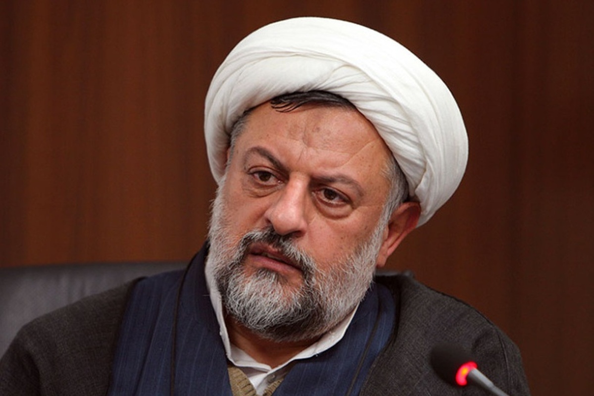 لزوم وحدت و رعایت موازین اخلاقی در رقابت های سیاسی