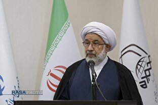 مرحوم آیت الله یزدی نمونه‌ای کم نظیر و الگوی کامل برای طلاب جوان