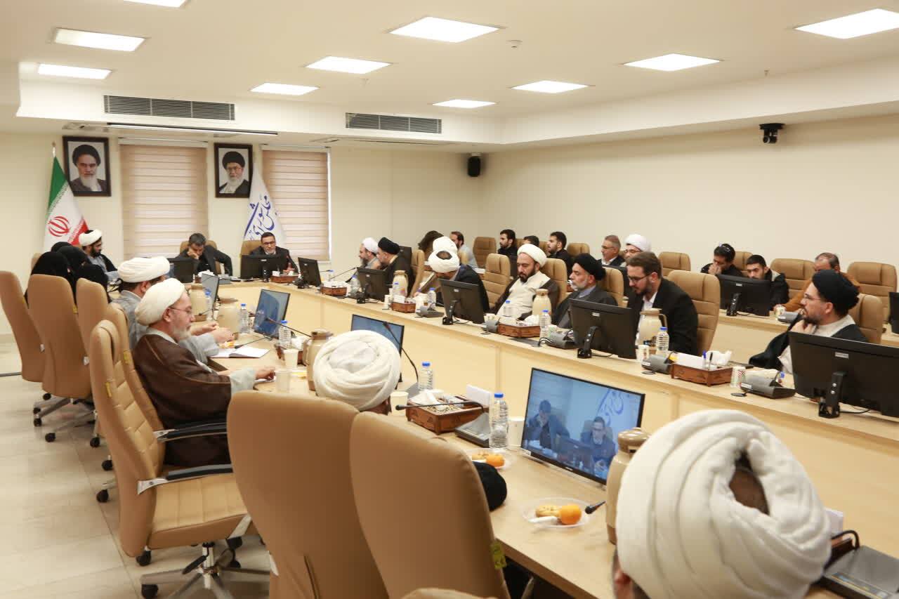 گزارش نشست راهبردی «تحلیل انتقادی مبانی تنظیمگری هوش مصنوعی در اتحادیه اروپا و ایالات متحده آمریکا از منظر دینی» گزارش نشست راهبردی «تحلیل انتقادی مبانی تنظیمگری هوش مصنوعی در اتحادیه اروپا و ایالات متحده آمریکا از منظر دینی»