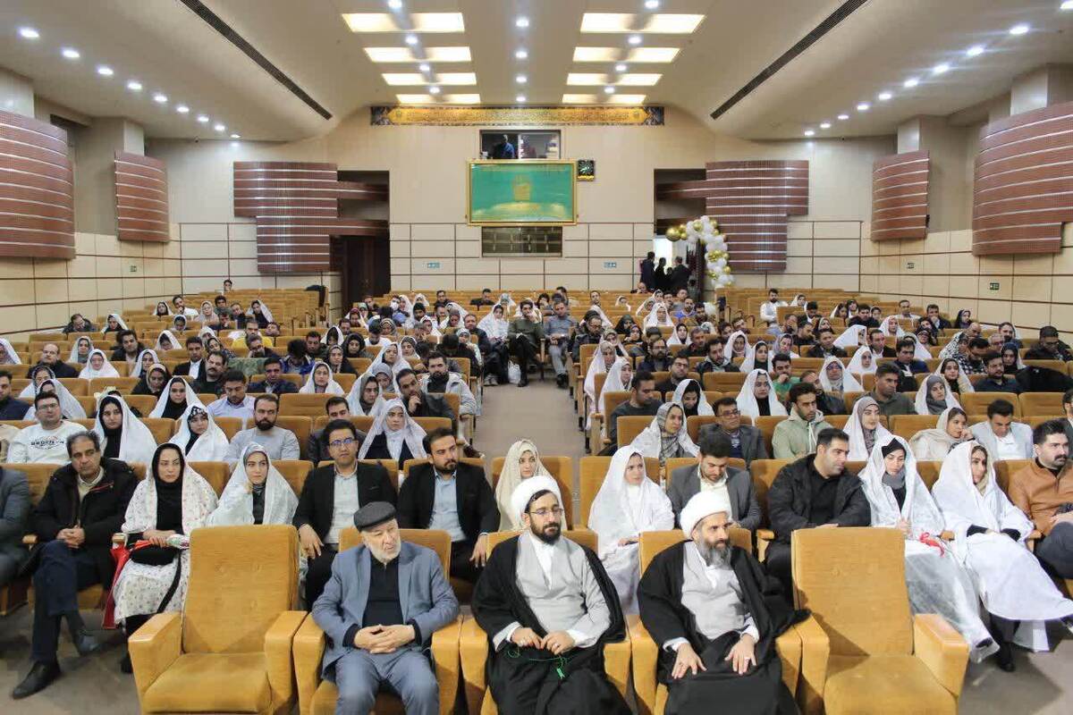 ۱۲۰ عروس و داماد، میهمان امام رضا علیه‌السلام شدند