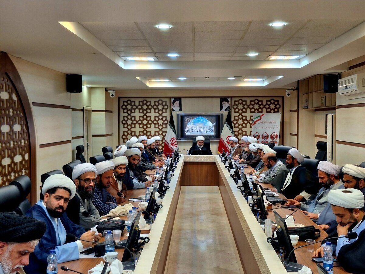 نشست هم‌اندیشی معاون تبلیغ حوزه با معاونان تبلیغ مازندران