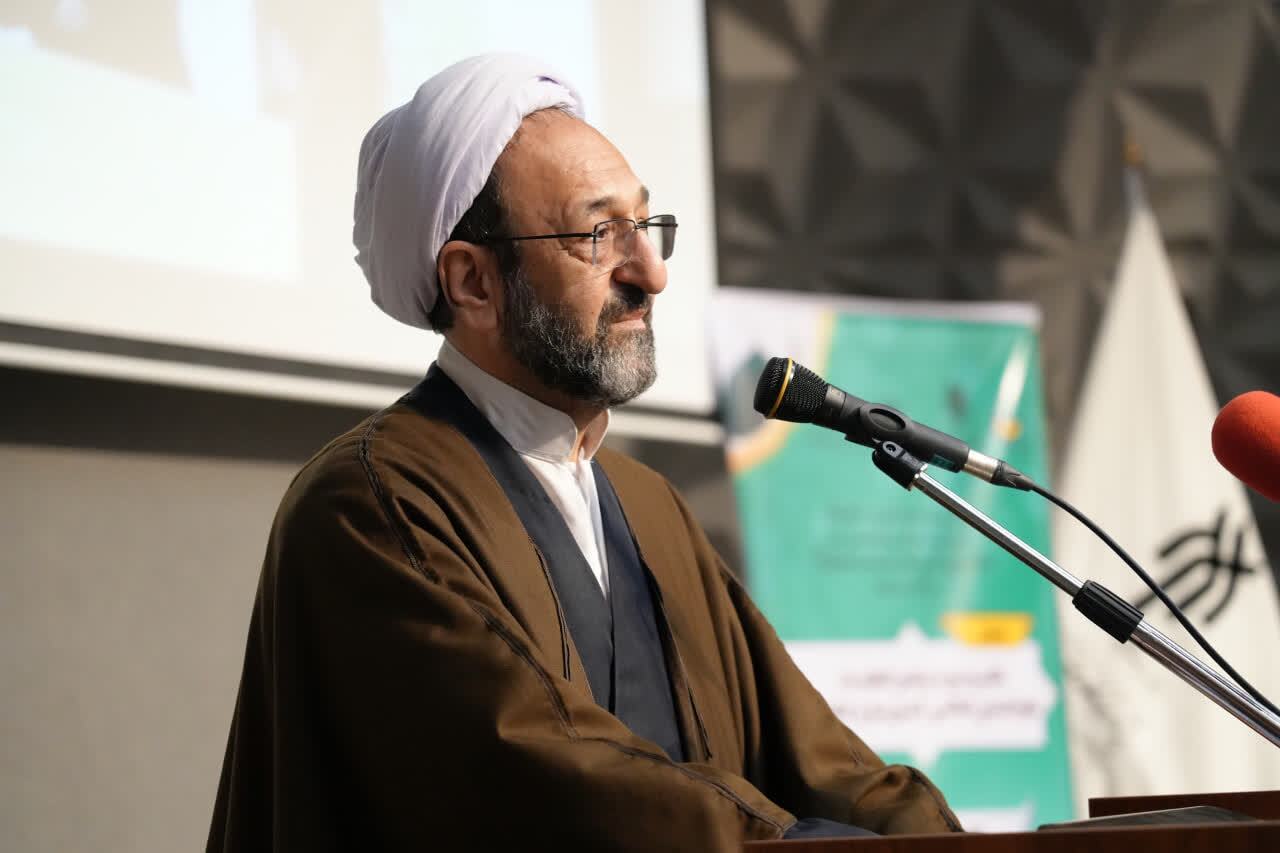 گزارشی از  همایش وحدت حوزه و دانشگاه