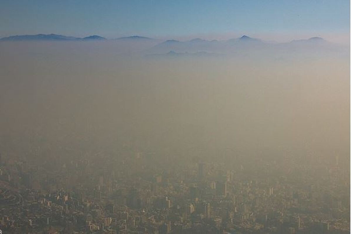 ادامه وضعیت قرمز هوای تهران برای پنجمین روز/ ۳ منطقه پایتخت بنفش شد