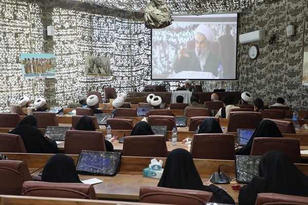 برگزاری دوره مقدماتی روایتگری سیره شهدا ویژه طلاب فارس