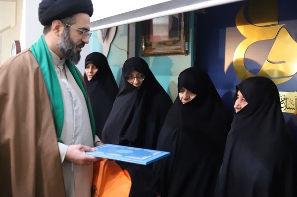 از بازشناسی رسالت طلبگی تا تاکید بر نقش آفرینی اجتماعی طلاب خواهر از بازشناسی رسالت طلبگی تا تاکید بر نقش آفرینی اجتماعی طلاب خواهر