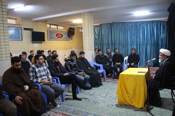 بازدید مدیر حوزه علمیه فارس از مدرسه علمیه محمدیه شیراز