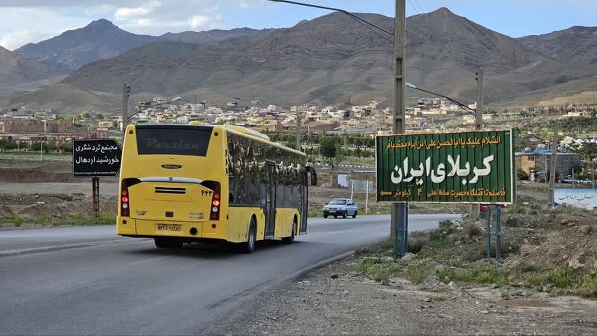مشارکت ۸ هزار نفر در برنامه‌های فرهنگی و زیارتی دهه کرامت کاشان